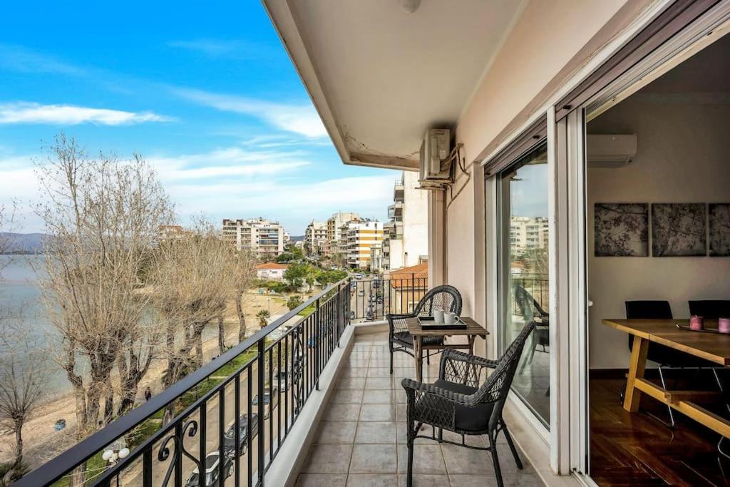 Bright Central Apartment With Splendid Sea View! Chalkís Exteriér fotografie