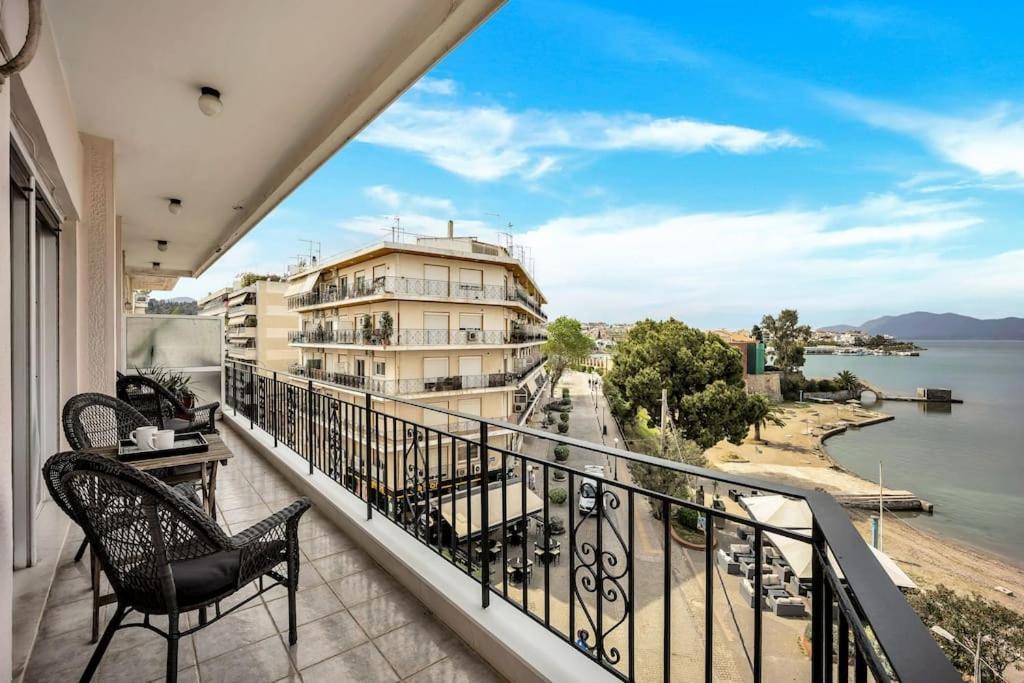 Bright Central Apartment With Splendid Sea View! Chalkís Exteriér fotografie