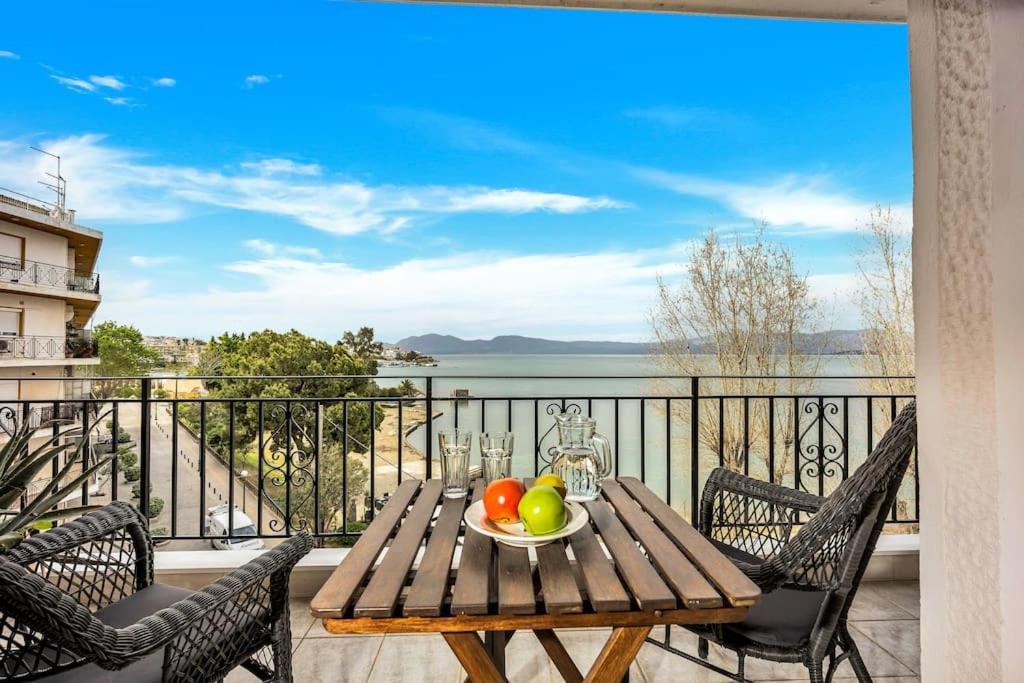 Bright Central Apartment With Splendid Sea View! Chalkís Exteriér fotografie
